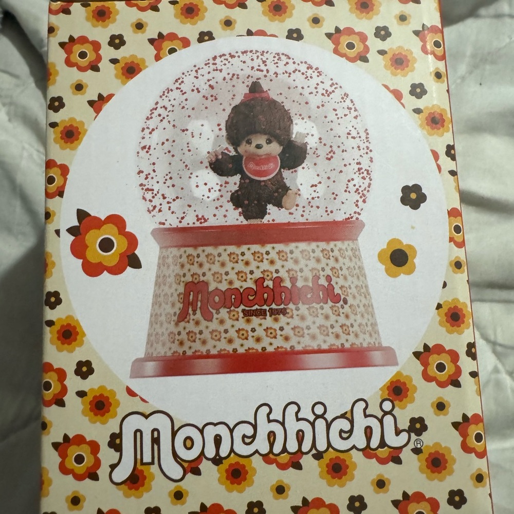 Monchhichi Mini Snow Globe - Picture 2 of 3